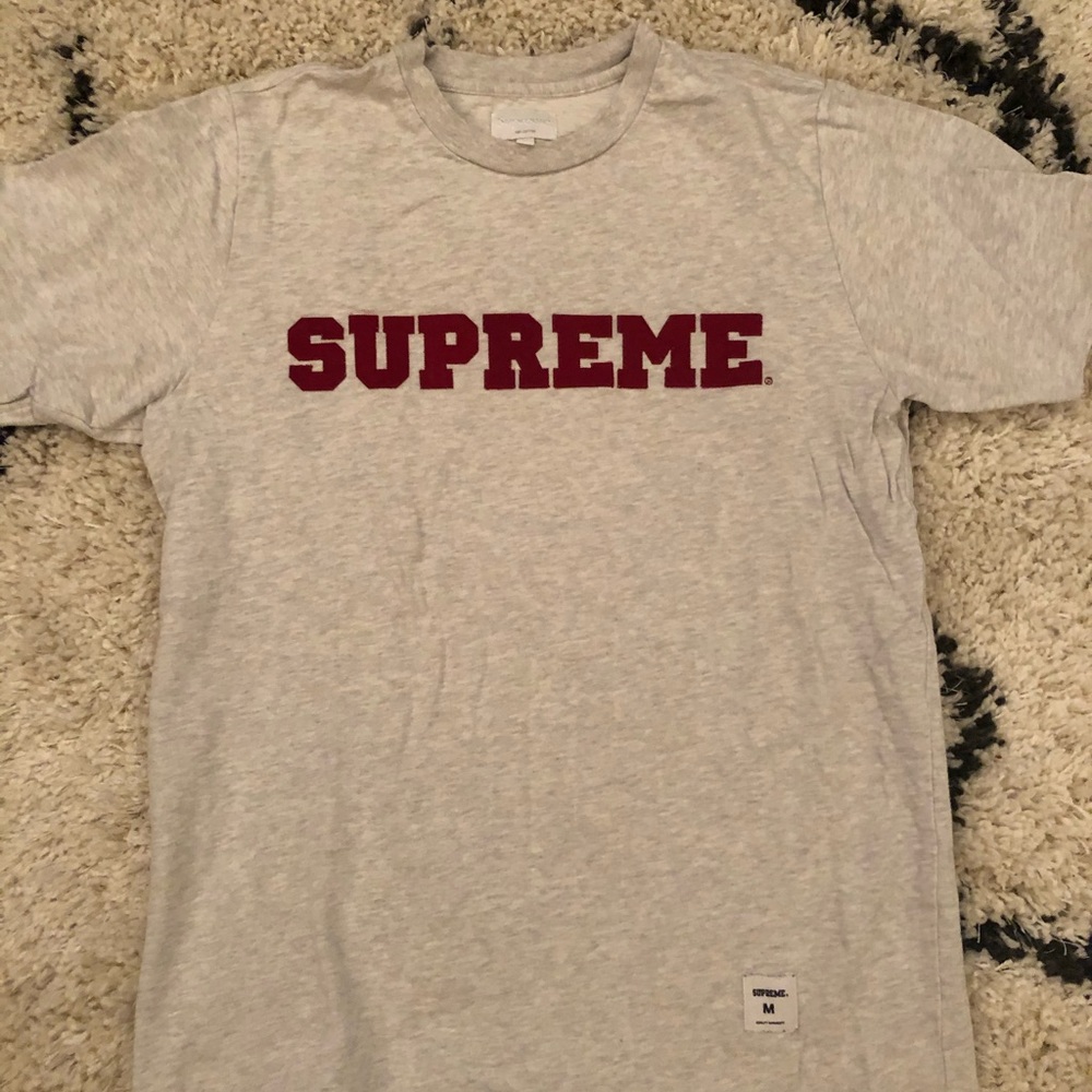 grey supreme T shirt